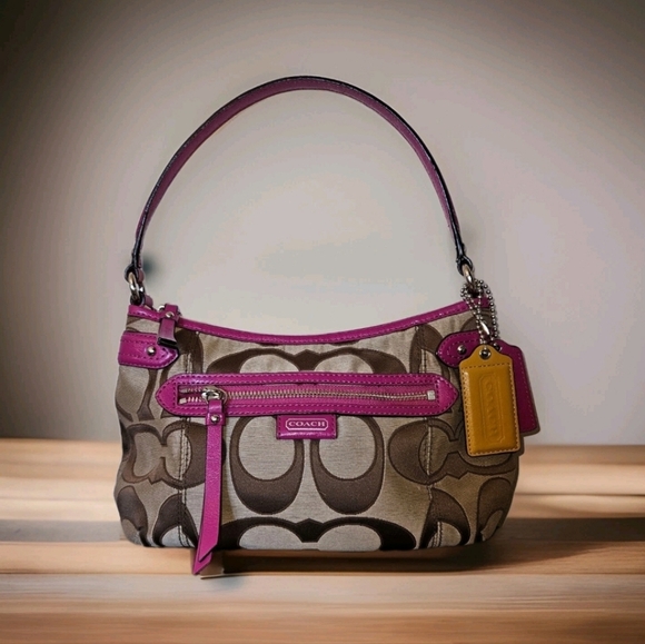 Coach Handbags - Purse